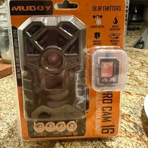 Go muddy Pro Cam 16 Trail Camera Bundle - Black and Orange